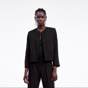 Zara Cropped Blazer in black size M